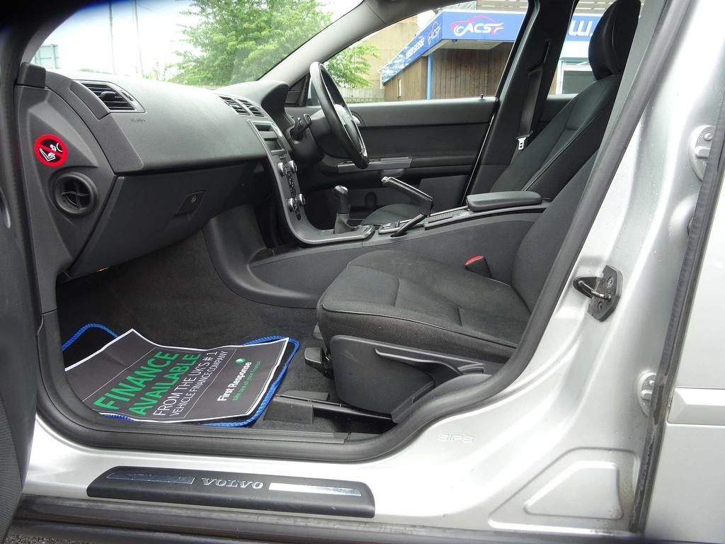 Volvo S40 1.8 R-Design Sport 4dr